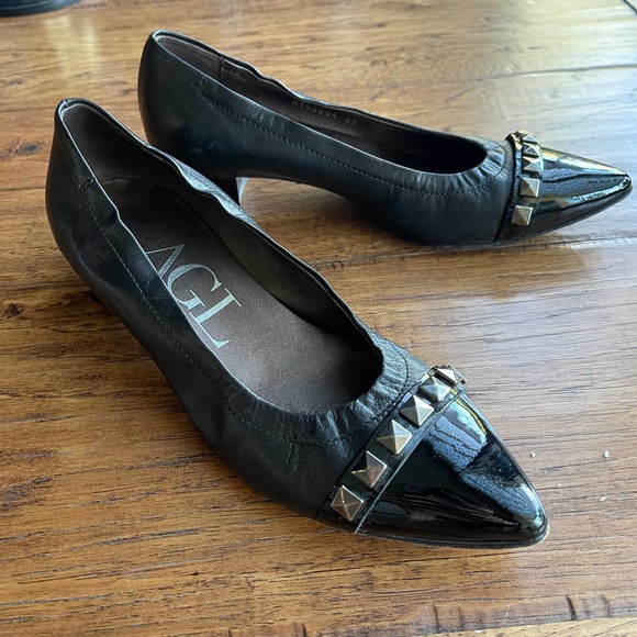 AGL Pyramid Studs block heel pointy toe pump in black leather Womens Size 27 - Picture 2 of 9